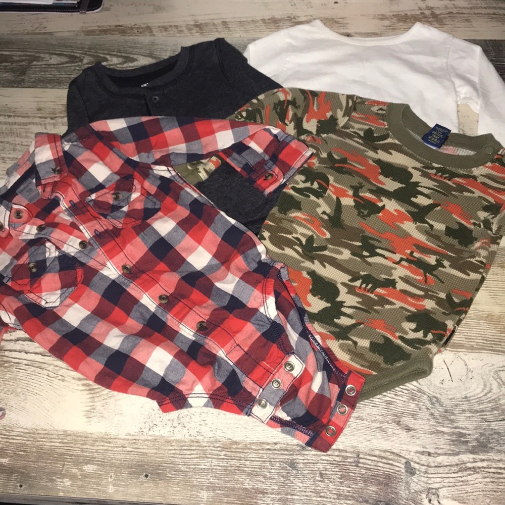 4 long sleeve Carters and osh kosh 18 months